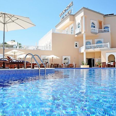 Grand Hotel Palladium Santa Eulalia del Río Santa Eulária des Riu Exterior foto