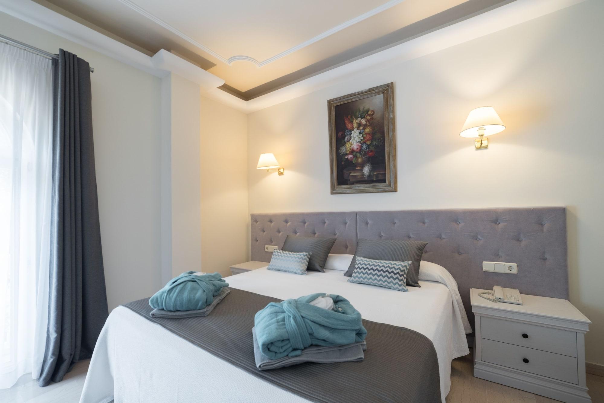 Grand Hotel Palladium Santa Eulalia del Río Santa Eulária des Riu Exterior foto