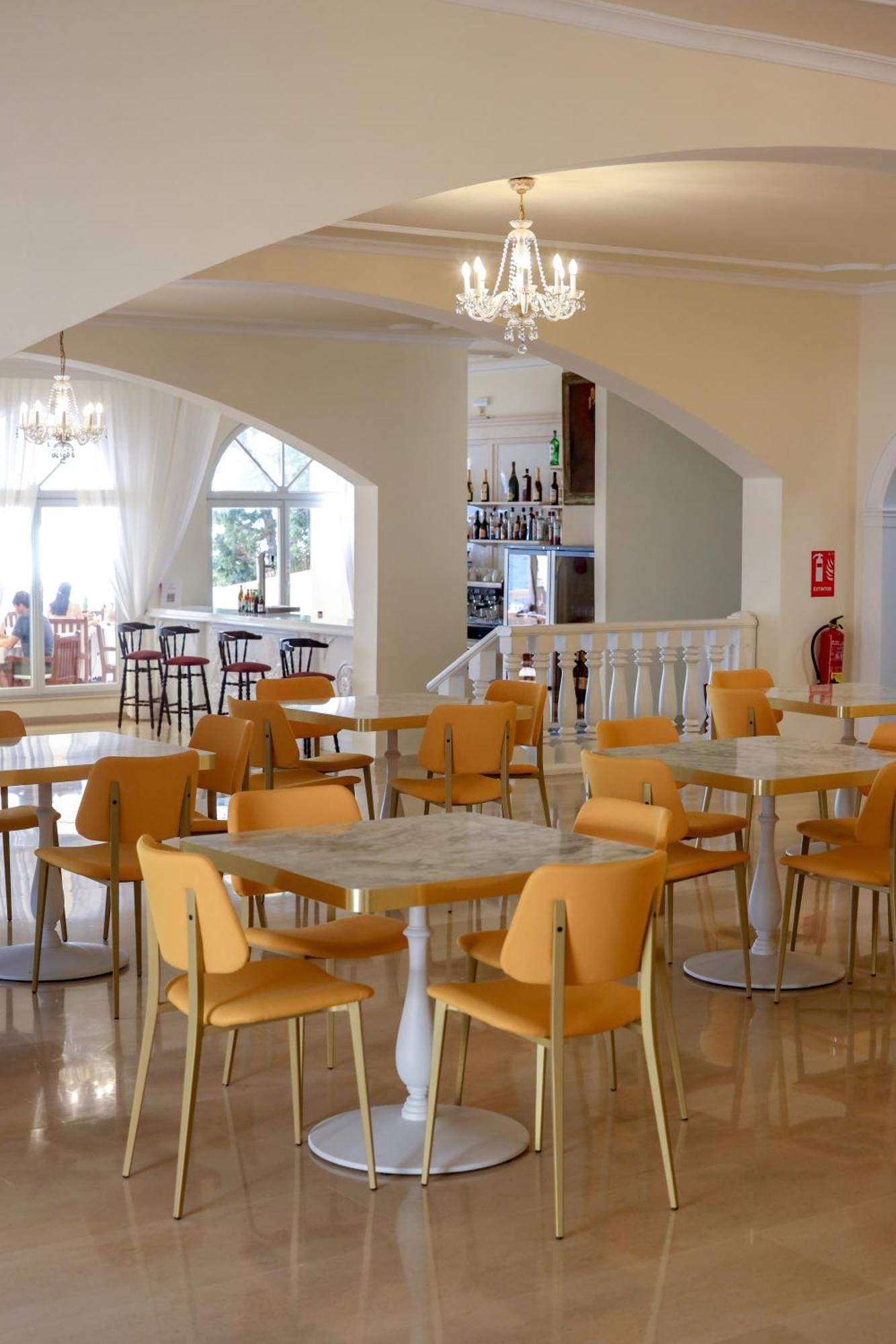 Grand Hotel Palladium Santa Eulalia del Río Santa Eulária des Riu Exterior foto